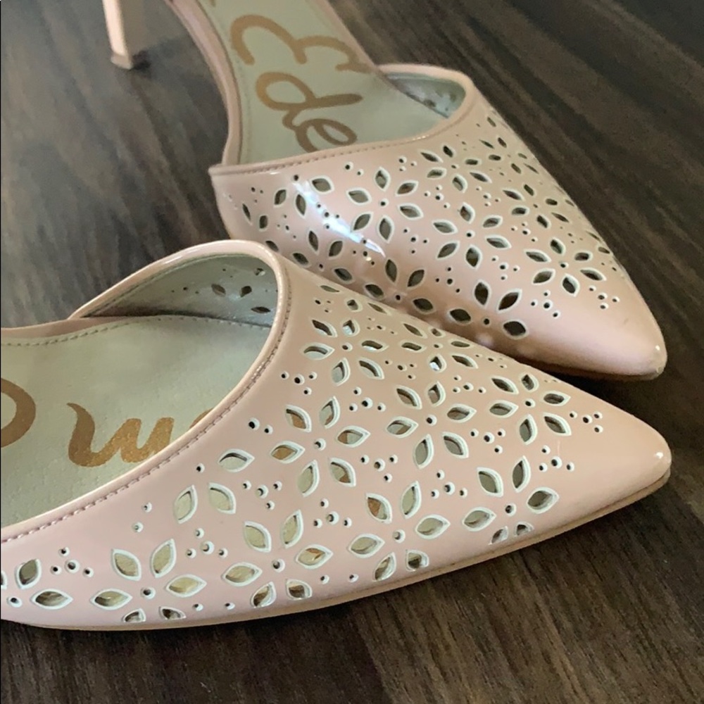 Sam Edelman Odynna Pumps with Floral Cutouts